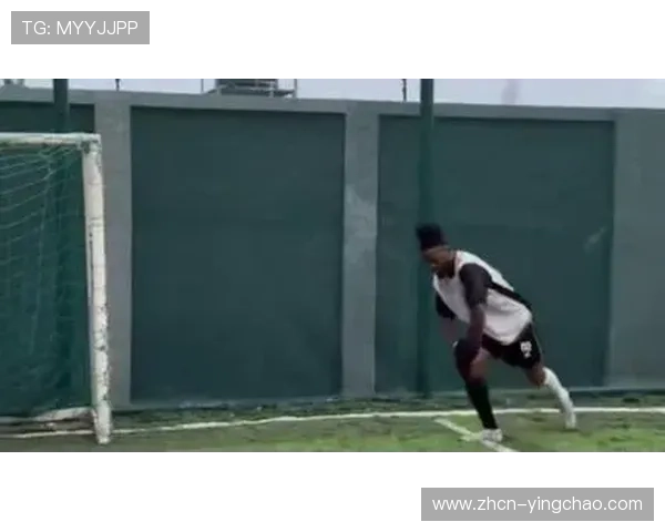 阿莫林战术板引热议 网友脑洞大开P成国际象棋球星卡打碟少年等创意秀